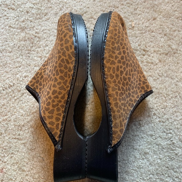 SOLD - Picture 3 of 5